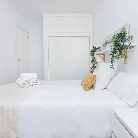 Daire Ramirez De Madrid Center Apartment. *